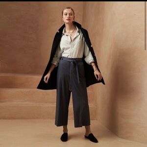 Banana Republic - ROWAN WIDE-LEG TIE-WAIST CROP PANT -Size 2
